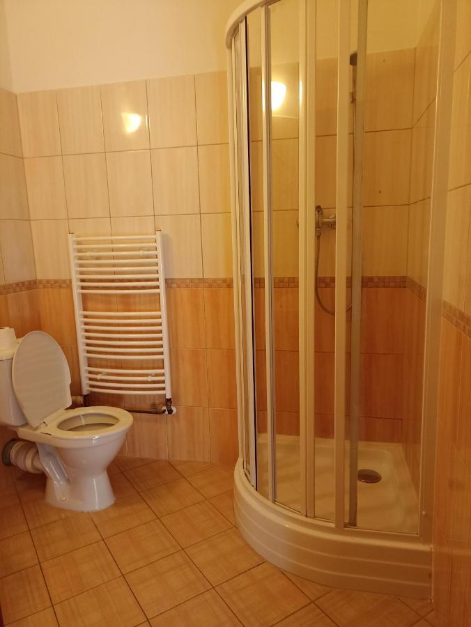 Penzion A Restaurace Belecky Mlyn Pteni Luaran gambar